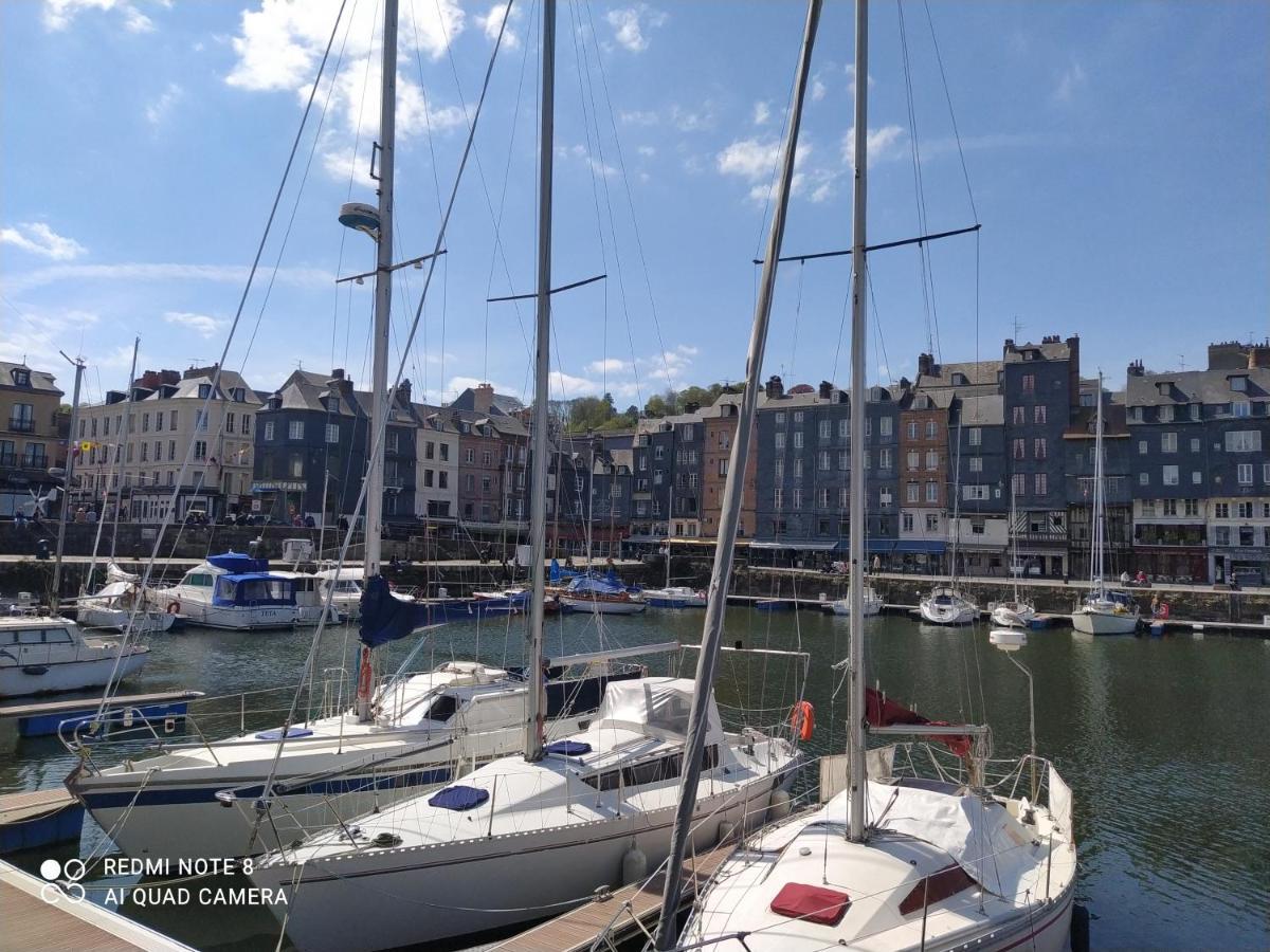 Bel Appartement A Honfleur Buitenkant foto